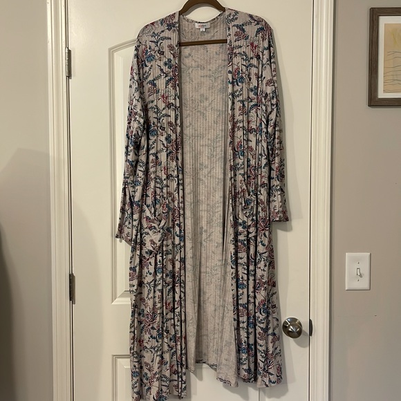 Lularoe Floral XL Sarah Duster Cardigan - Picture 2 of 10